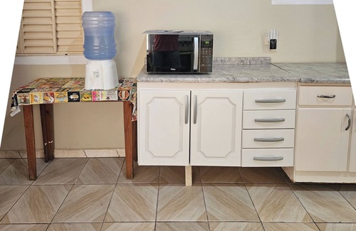 Enseada Apartment | Casa c/3quartos a 450m da Praia da Enseada MQ1632
