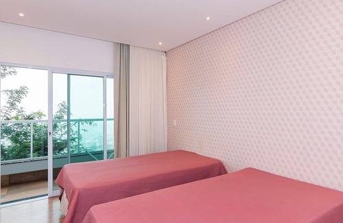 Belo Horizonte House | Casa c piscina e muito conforto em Belo Horizonte