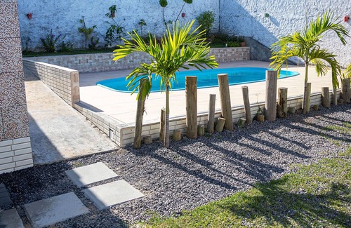 Jaua House | Casa c Wi-Fi a 9 min de carro da Praia de Jauá/BA