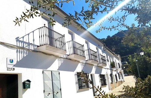 Benamahoma Cottage | Casa Cañada 1, sleeps 6 people.