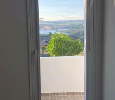 Avis House | Casa Calhandra-Real