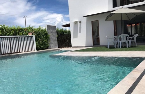 Flandes House | Casa Campestre en Flandes, Tolima
