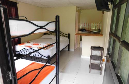 Calarca House | Casa Campo alojamiento campestre para descanso en Calarcá Quindío