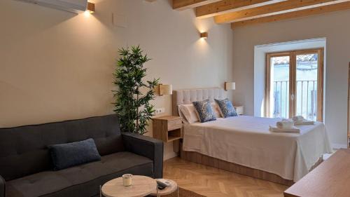 Trujillo Apartment | Casa Cancho 2 - La Guarnicionería
