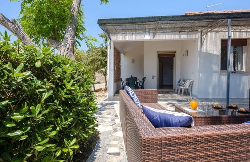 Padula Fede Villa | Casa Castiglione With Balcony