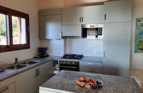 Villaggio Mandorli House | Casa Caterina. House with a beautiful view of the sea and mountains.