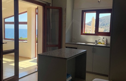 Villaggio Mandorli House | Casa Caterina. House with a beautiful view of the sea and mountains.