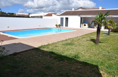 Lagoa Villa | Casa Cidade Lagoa - Pool, Jacuzzi Family & Friends