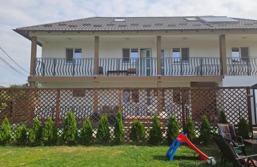 Curtea De Arges Apartment | Casa COCO