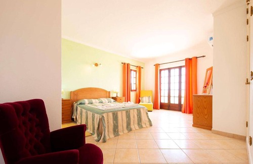 Patroves House | Casa Coelho is located in this hillside retreat and is a great villa with an even better view.