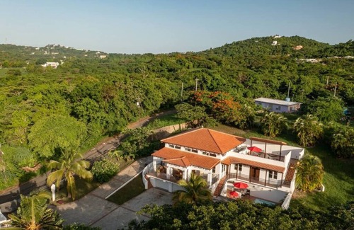 Puerto Ferro Villa | Casa Colibri - Villa with ocean views