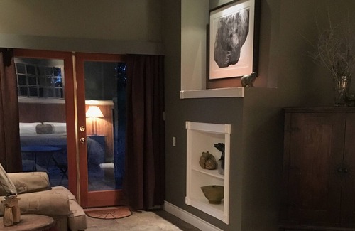 Okanagan-Similkameen Bed & Breakfast | Casa Colina Bed & Breakfast - Luxury King Suite
