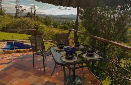 Villa de Leyva House | casa colores de la montaña