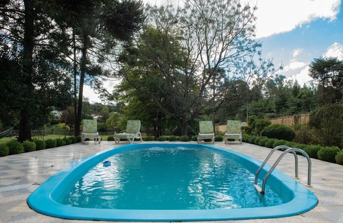Curitiba House | Casa com Wi-Fi e lazer em Campina Grande do Sul