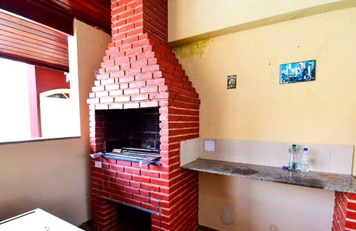 Jardim Imperador House | Casa com lazer a 500 metros da praia em Peruíbe