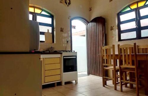 Parque Oasis House | Casa com lazer e a 200 m da praia em Peruibe SP