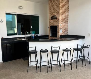 Jardim Casablanca House | Casa com piscina, 700M da praia