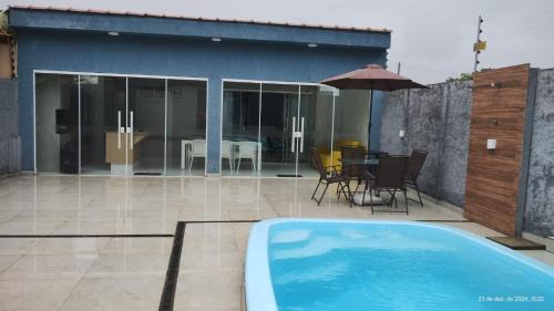 Jardim Mar e Ceu House | Casa com piscina e hidromassagem praia Enseada.