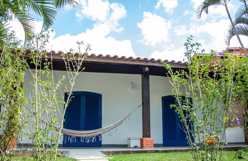 Guaeca House | Casa com WiFi e churrasq a 200m da Praia de Guaecá