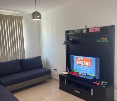 Torreon House | Casa completa y equipada 4 habitaciones 6 camas asador y juguetes para niños A 10 minutos de parques industriales, clínicas 71 y 16 del IMSS y del ISSSTE juegos Arcade
