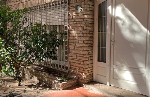 San Rafael House | Casa con Cochera en el Centro de San Rafael