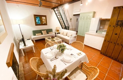 Asomadilla House | Casa con Jardín