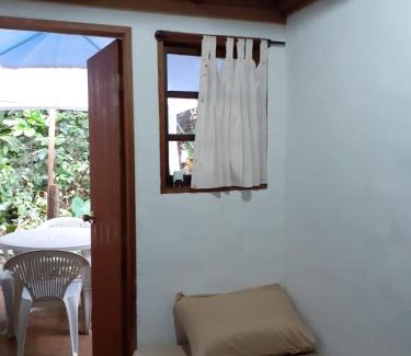Correas House | Casa condomínio paz