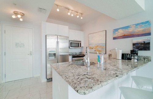 Boynton Beach Apartment | Casa Costa 308s Studio, Pools, Jacuzzi, Beach, Shops & Dog Friendly