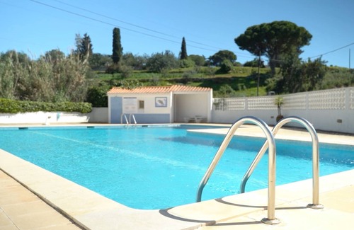 Vale de Covo Ski Chalet | Casa Covo Superb house, Sea views and pool, great location