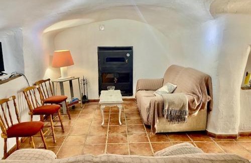 Fontanar House | Casa Cueva Sol