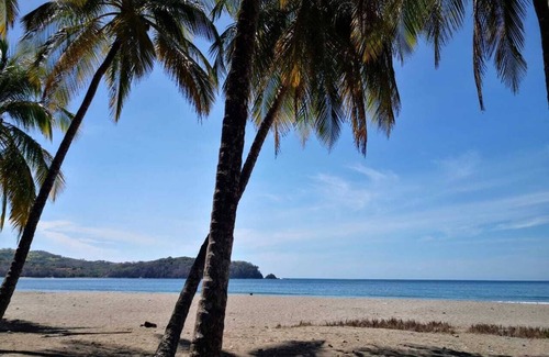 Nicoya House | Casa Dulce Nombre, beach and mountain in one place