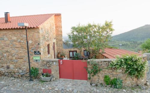 Castelo Rodrigo House | Casa da Amendoeira
