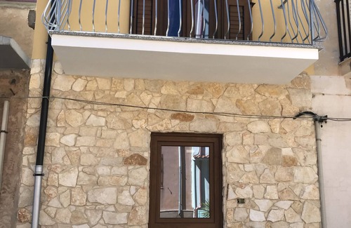 Gonnesa House | Casa da Bea in the historic center