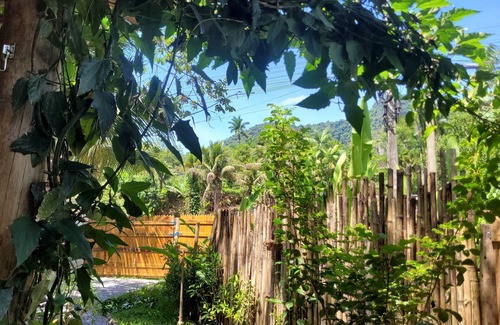 Mambucaba Cottage | Casa da Cachoeira 2, em Paraty, Somos pet Friendly