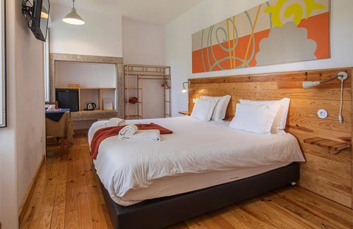 Santa Maria e Sao Miguel House | Casa da Estefânea | Quarto 2 Self Check-in Online