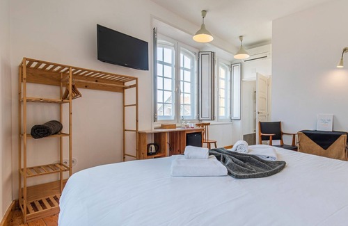 Santa Maria e Sao Miguel House | Casa da Estefânea | Room 9 | Self Check-in Online