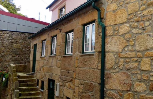 Gouveia Apartment | CASA DA EVA - T0 2 PAX