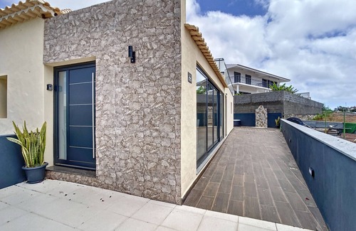 Campo de Baixo House | Casa da Figueira by Atlantic Holiday