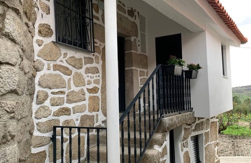 Vila Ruiva Cottage | Casa da Fonte, Mangualde, a perfect refuge for those seeking peace and nature.