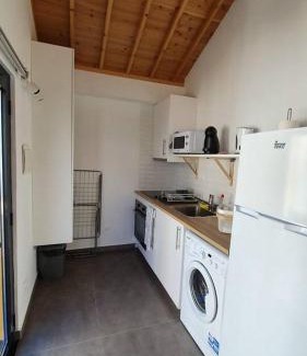 Biscoitos House | Casa da Gente by PontaNegraAzores