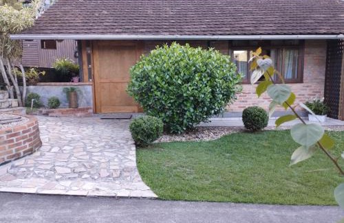 Pomerode House | Casa da Lagoa - Gasthaus Pomerode