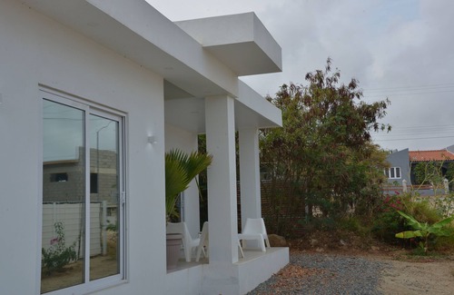 Noord House | Casa Daan, Modern house 5 minutes from the beach