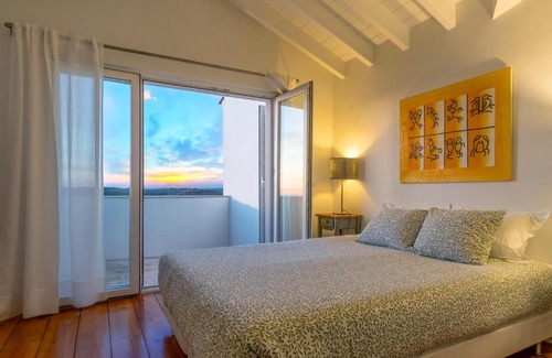 Vila Nova de Milfontes House | CASA DAS PORTAS VELHAS by Stay in Alentejo