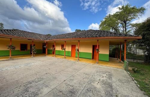 Sonson House | Casa de campo a 5 minutos from Sonsón