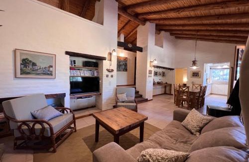 Intiyaco House | Casa de Campo a metros del rio en las Sierras de Cordoba
