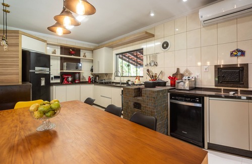 Joinville Cottage | Casa de Campo Aconchegante com Muitas Comodidades na Estrada Bonita