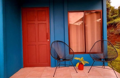 Penas Blancas House | Casa de campo Los Tucanes.