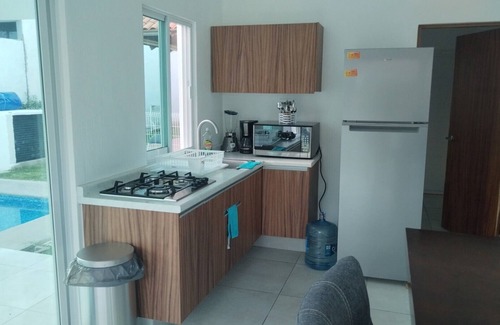 Tlajomulco de Zuniga House | Casa de Descanso con Alberca a 40 Mins de Guadalajara