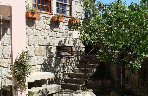 Carreco Villa | CASA DE FORNELOS - Relax, enjoy the comfort of home and indulge in nature!