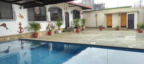 Pacara House | Casa de Huéspedes Niño Peregrino